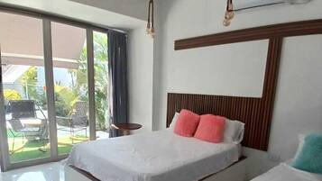 Standard Quadruple Room