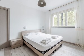 Apartment | 1 bedroom, Internet - Modern and Spacious Apartment With Terrace (Rozzano)