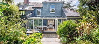 Rosebank - Detached house in Falmouth with parking