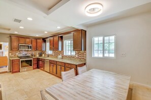 House (3 Bedrooms) | Interior - 8 Mi to Dtwn: Pet-friendly Phoenix Home! (Phoenix)