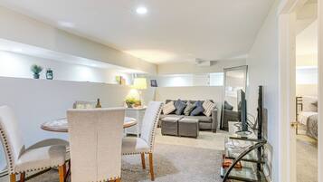 Apartment (1 Bedroom) | Front of property