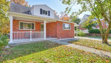 House (3 Bedrooms) | Front of property