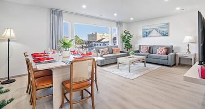 3-bedroom house on 2F in peaceful Daly City with AC, WiFi.