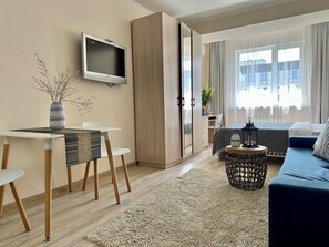1 chambre, fer et planche à repasser, Wi-Fi, draps fournis