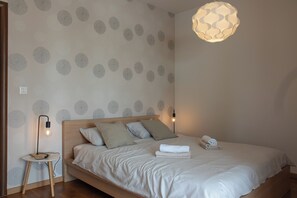 Iron/ironing board, WiFi, bed sheets - Relaxing Istrian Home with Pool, Garden, Barbecue - Family & Pet Friendly (Bužinija)