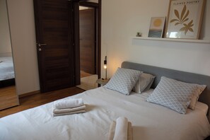 Iron/ironing board, WiFi, bed sheets - Relaxing Istrian Home with Pool, Garden, Barbecue - Family & Pet Friendly (Bužinija)