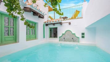 Apartment, 4 Bedrooms, Smoking | Pool | Outdoor pool
