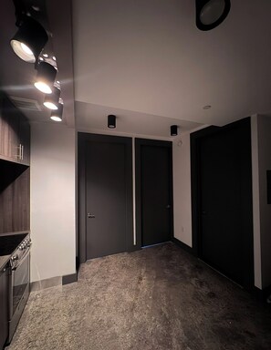 Private kitchen - Charming 2-bedroom apartment with AC, fitness room in enchanting New York (New York)