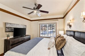 1 غرفة نوم ومكواة/لوح كي وواي فاي مجانًا وملا�ءات أسرّة