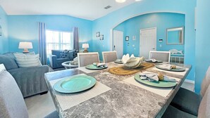 Dining - Highgate Haven - Bright pool home with games room in gated community (Davenport)