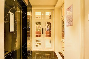 Interior - Urban Cliff A Boutique Hotel  (Kolkata)