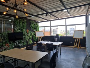 Terrace/patio - RG33 ApartaSuites   (Medellín)