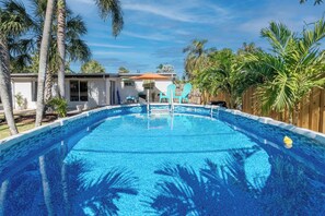 Udendørs pool, opvarmet pool