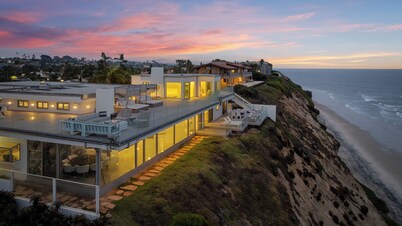 Encinitas Shores - Beachfront, Ocean View & Patio