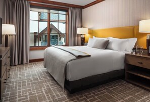 2 bedrooms, in-room safe, iron/ironing board, free WiFi