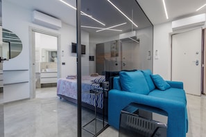2 chambres, fer et planche Ă repasser, Wi-Fi, draps fournis