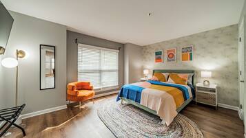 2 bedrooms, desk, iron/ironing board, travel crib