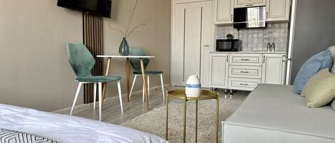 1 slaapkamer, een strijkplank/strijkijzer, wifi, beddengoed