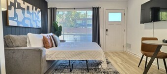 Modern Escape Near Downtown Hotspots