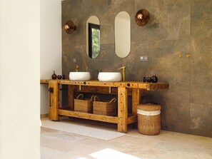 Spa - Villa Lynaë (Saint-Restitut)