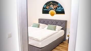 1 bedroom, travel crib, WiFi, bed sheets