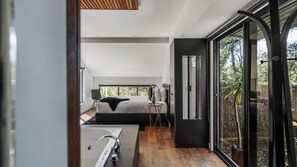 1 slaapkamer, een strijkplank/strijkijzer, gratis wifi, beddengoed