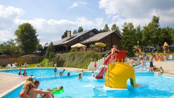 Chalet | Pool | Outdoor pool