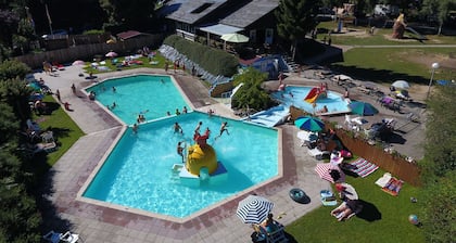 Chalet in Ardennes With Pool Access