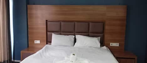 Classic Studio, City View | 1 bedroom, desk, soundproofing, free WiFi