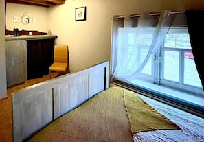 2 bedrooms, WiFi, bed sheets - Centrally located half-timbered farmhouse in the South Limburg hills (Reijmerstok)