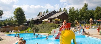 ชาเลต์ แสนอบอุ่น พร้อม ทิวทัศน์สวยงาม