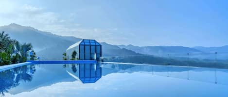 Piscina externa