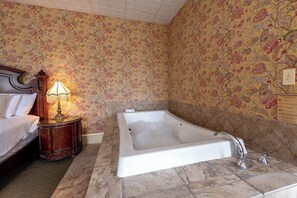 Shower, hair dryer, towels, soap - Mark Twain Room - Big Tree Inn - In-Room Jacuzzi

 (Geneseo)