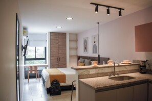 Deluxe Apartment, City View