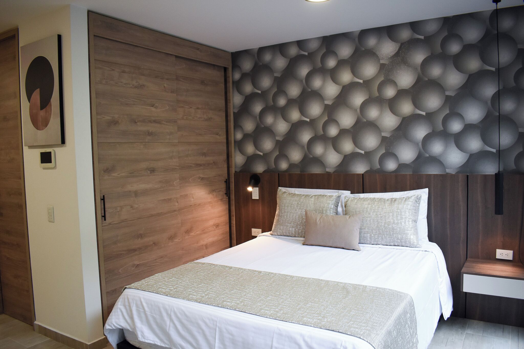 Deluxe Room, City View