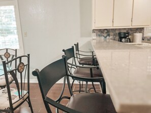 Dining - 3BR Weslaco Home, Near Progresso & Outlet Mall with WiFi, AC (Weslaco)