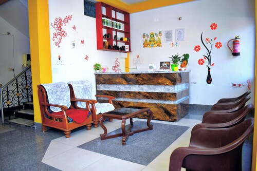 Jaldapara Binay Chapa Homestay 