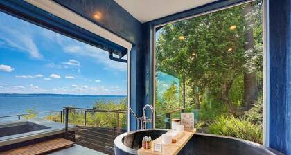 Saltwood Waterfront, Hot tub, Beach, Wildlife