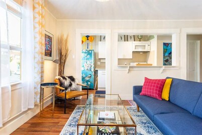 Vibrant & Cozy Studio in Central Noe Valley