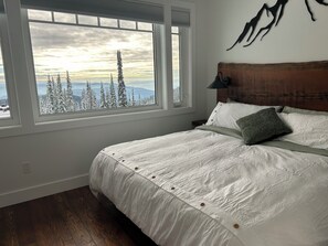 3 makuuhuonetta, ilmainen Wi-Fi, vuodevaatteet