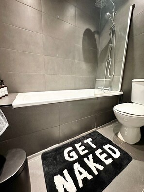 Hair dryer, towels