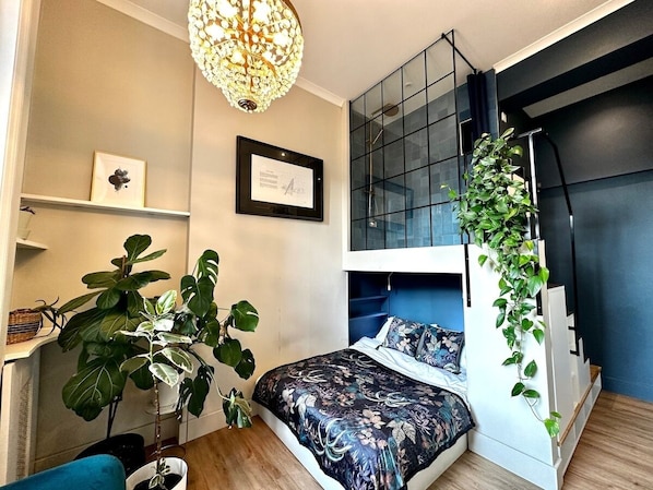 1 bedroom, iron/ironing board, WiFi, bed sheets