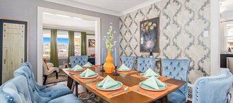 GAME DAY Haven: Sleeps 10, Near Notre Dame & DT!