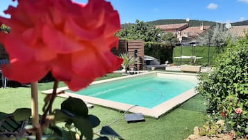 Piscine extérieure, piscine chauffée