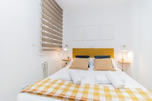 2 habitaciones, escritorio, wifi y ropa de cama