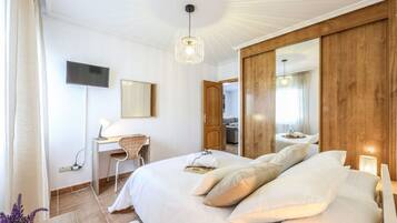 1 chambre, bureau, fer et planche Ă repasser, Wi-Fi