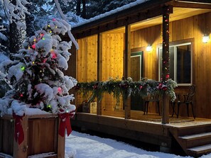 Exterior - Cozy private 1 Bedroom & Loft cabin in the forest. Rustic with Modern features. (Mount Currie)