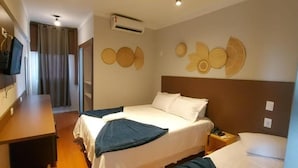 Ảnh chưa phân loại, 3 trong số 5 ảnh, nút