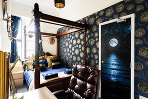 2 Schlafzimmer, Schreibtisch, Bügeleisen/Bügelbrett, WLAN