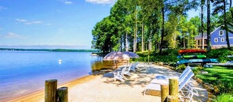 7BR Lakefront Lake Anna, Beach, Boat Dock